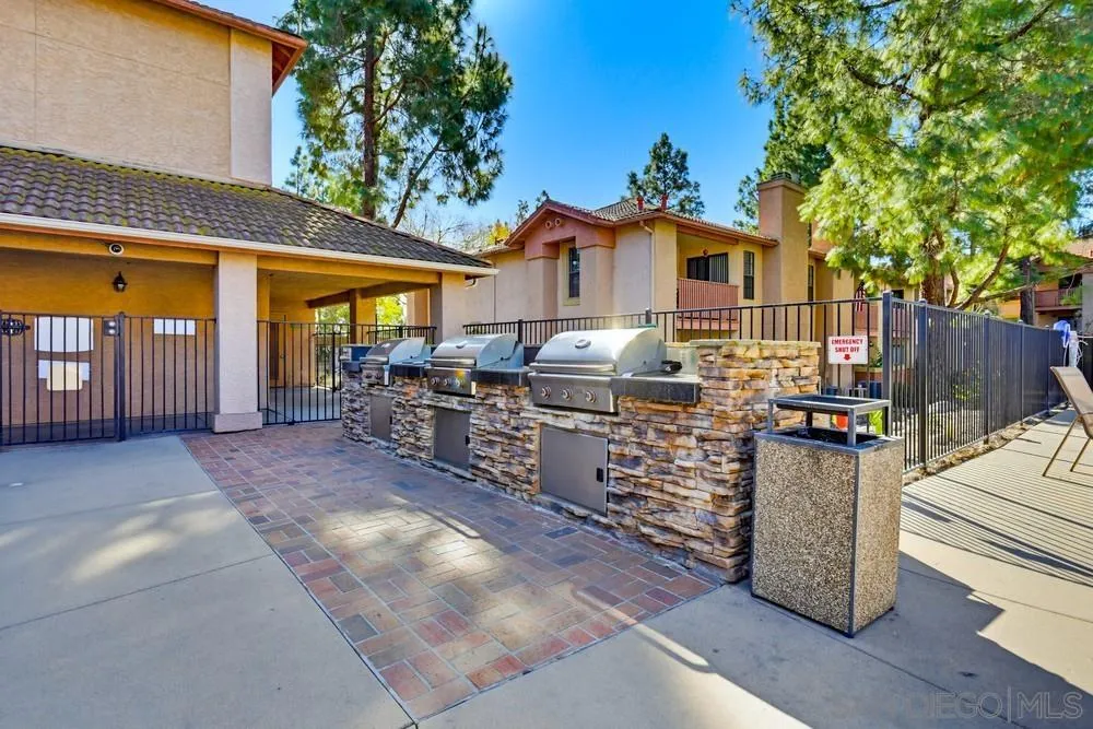 https://cdn.realtyfeed.com/cdn/127/260003200/977fb5354253f632cef9a1056c65a3b4.webp