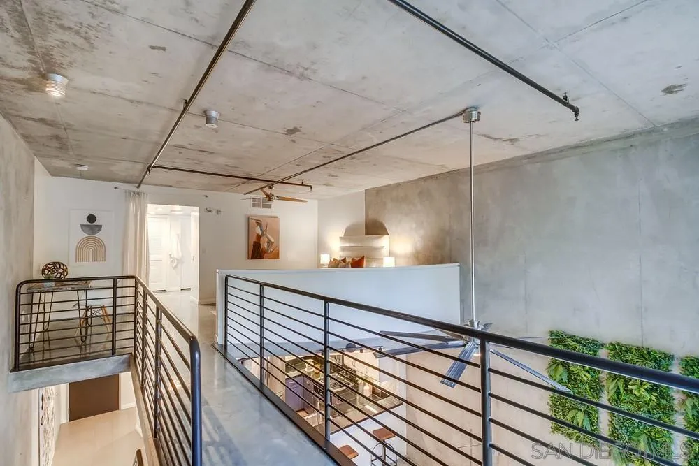 https://cdn.realtyfeed.com/cdn/127/260003206/52d5b6525fc9031d1f13decc961428ad.webp