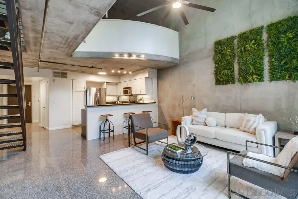 https://cdn.realtyfeed.com/cdn/127/260003206/7e81a1f1f474c3b6a1e0150f0a11a8f4.webp