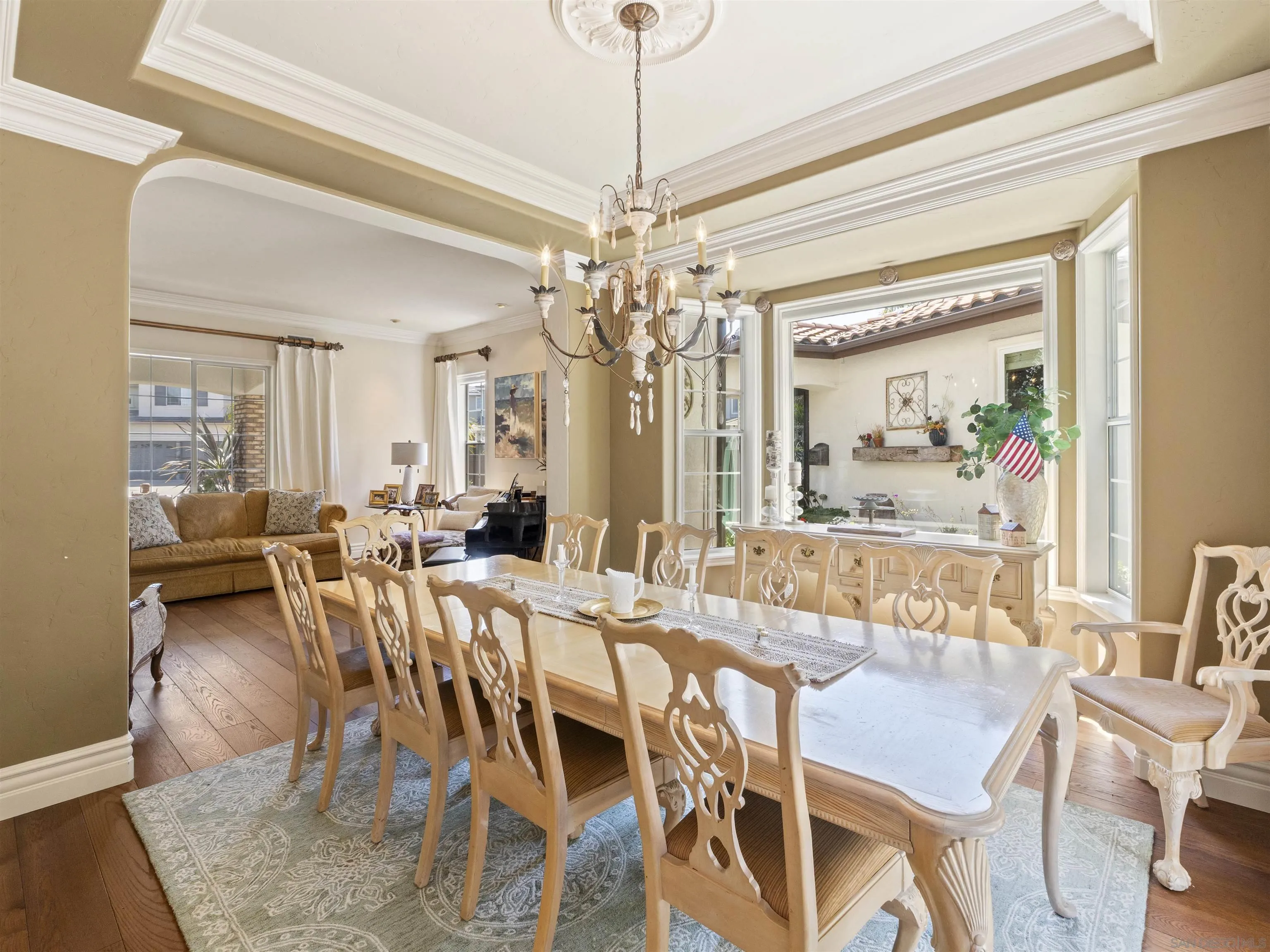 https://cdn.realtyfeed.com/cdn/127/260003208/1bda34078e1337dd54747ad7e5d13f15.webp