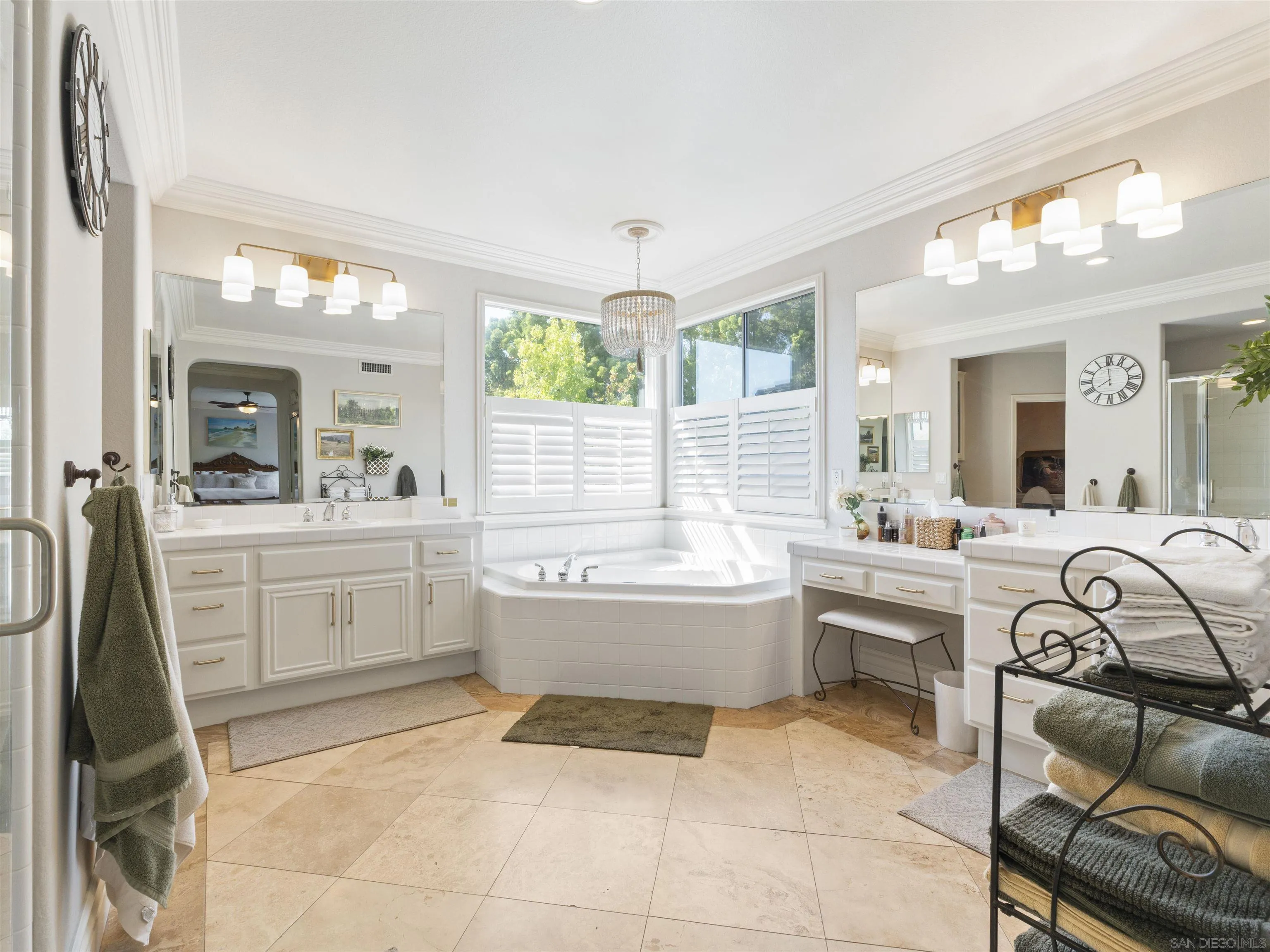 https://cdn.realtyfeed.com/cdn/127/260003208/28f761ae739919980626c0e4eb741167.webp