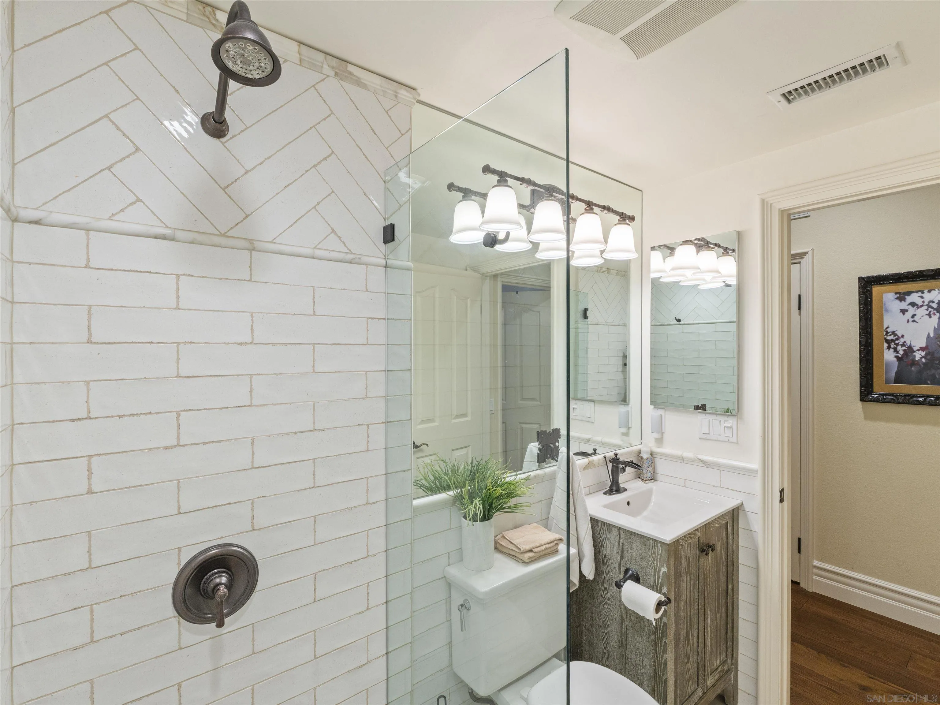 https://cdn.realtyfeed.com/cdn/127/260003208/7f651b66f15a2d1ded62459e06f2946f.webp