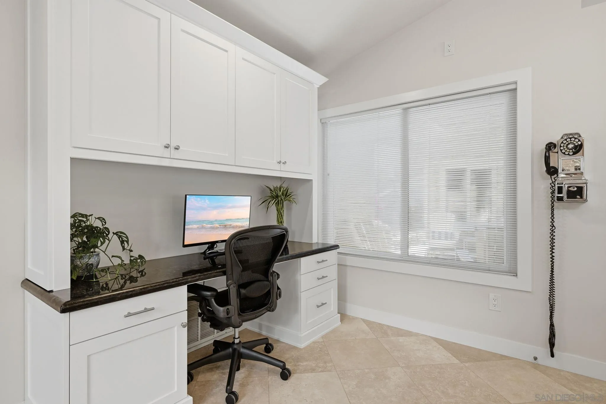https://cdn.realtyfeed.com/cdn/127/260003210/8e667e80d2a86738faf8274037370139.webp