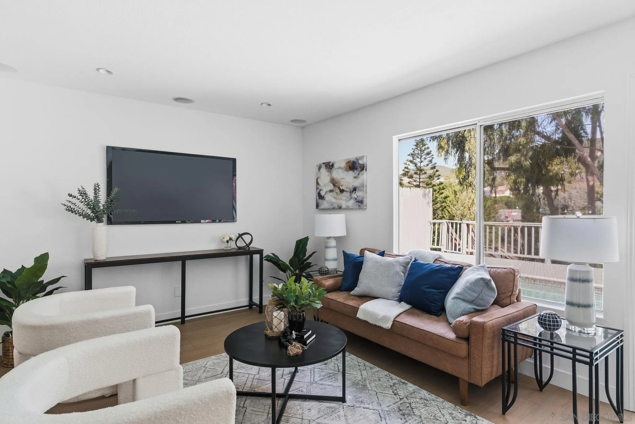 https://cdn.realtyfeed.com/cdn/127/260003214/1f3396132ef05c2d626190f92fe76d46.webp