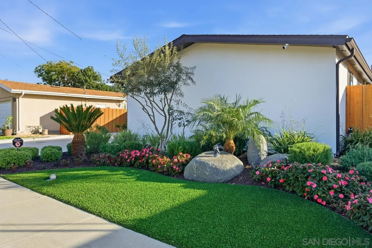 https://cdn.realtyfeed.com/cdn/127/260003217/2226e3450003cc09876e315f334c453d.webp