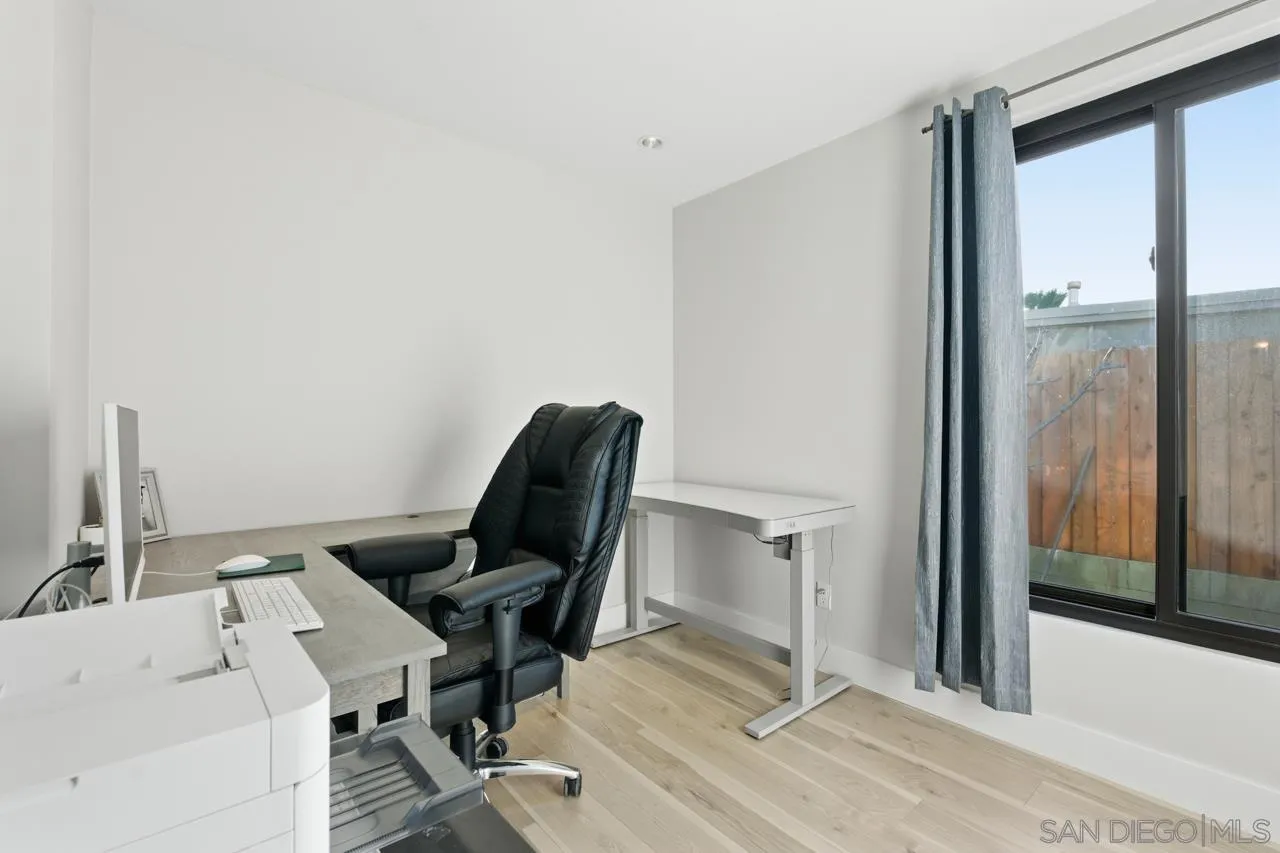 https://cdn.realtyfeed.com/cdn/127/260003217/d462bc52f91dd9189b533bbd735e85de.webp