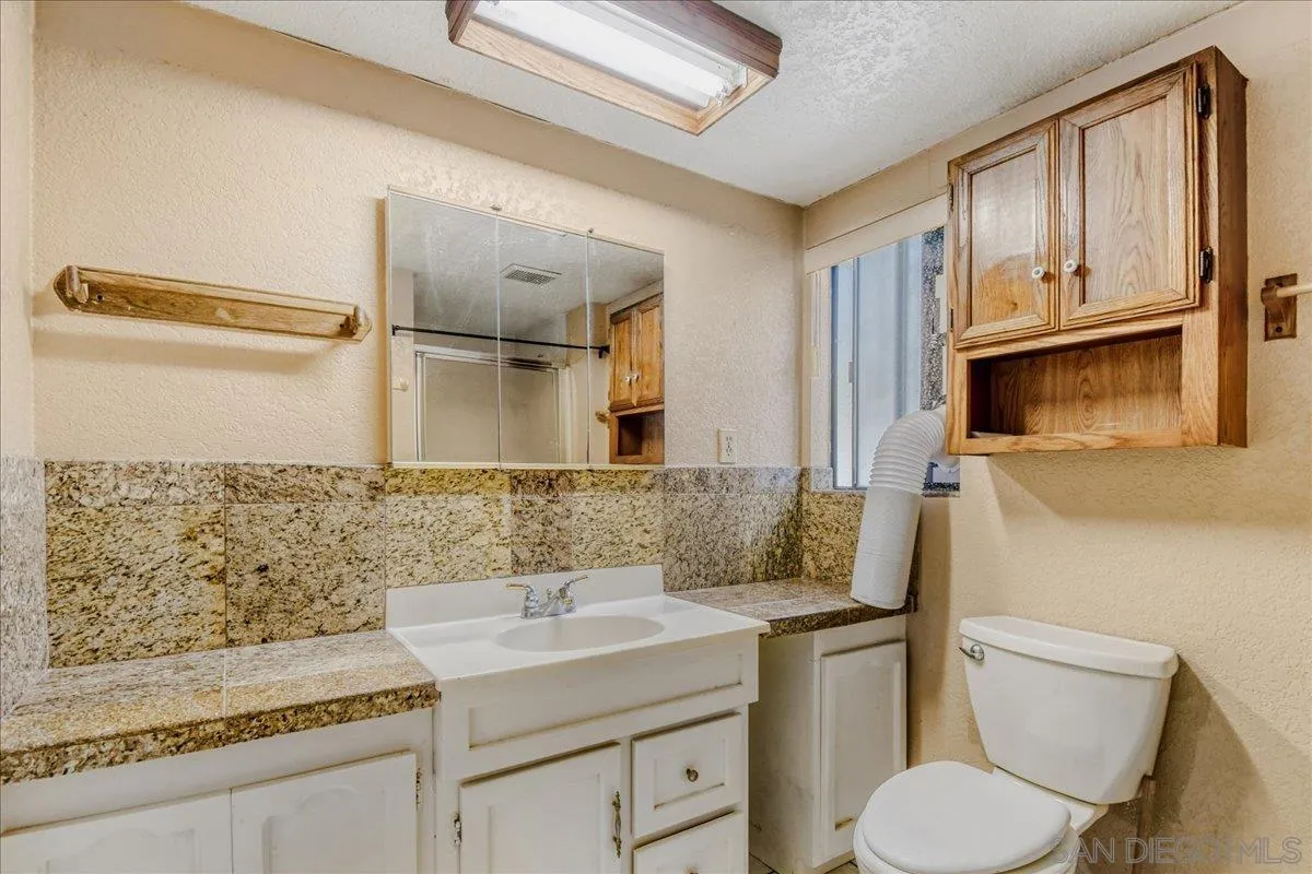 https://cdn.realtyfeed.com/cdn/127/260003219/89a2144af7981a0f76c759e8aeccb541.webp