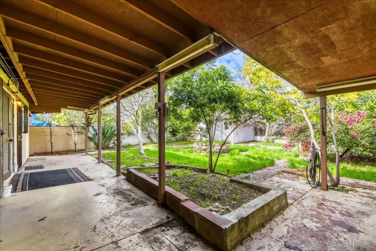 https://cdn.realtyfeed.com/cdn/127/260003219/c5a0873fae8772d6291fb713d1fdc800.webp
