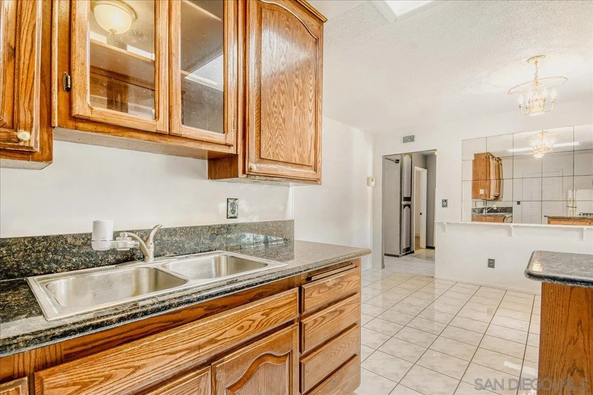 https://cdn.realtyfeed.com/cdn/127/260003219/e2a1d3b1825260e02c1c23864938bfe4.webp