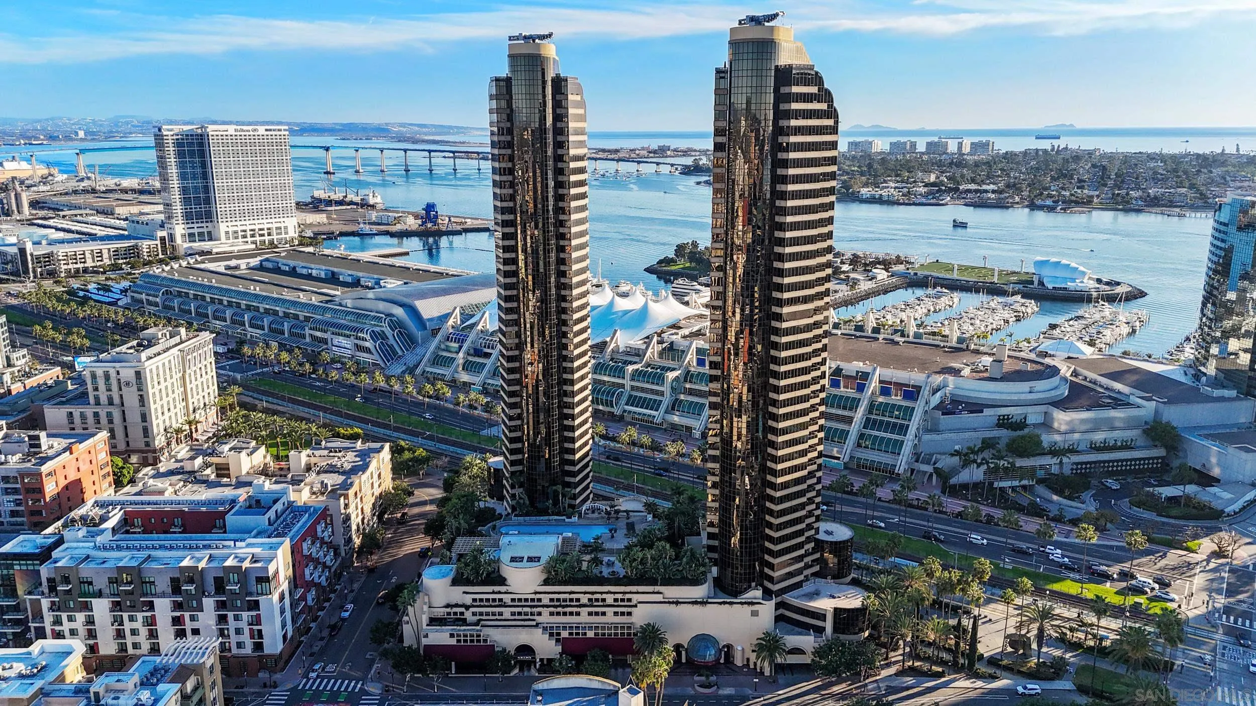 https://cdn.realtyfeed.com/cdn/127/260003230/8f8691d422c1c48654c10faceff6c3c2.webp