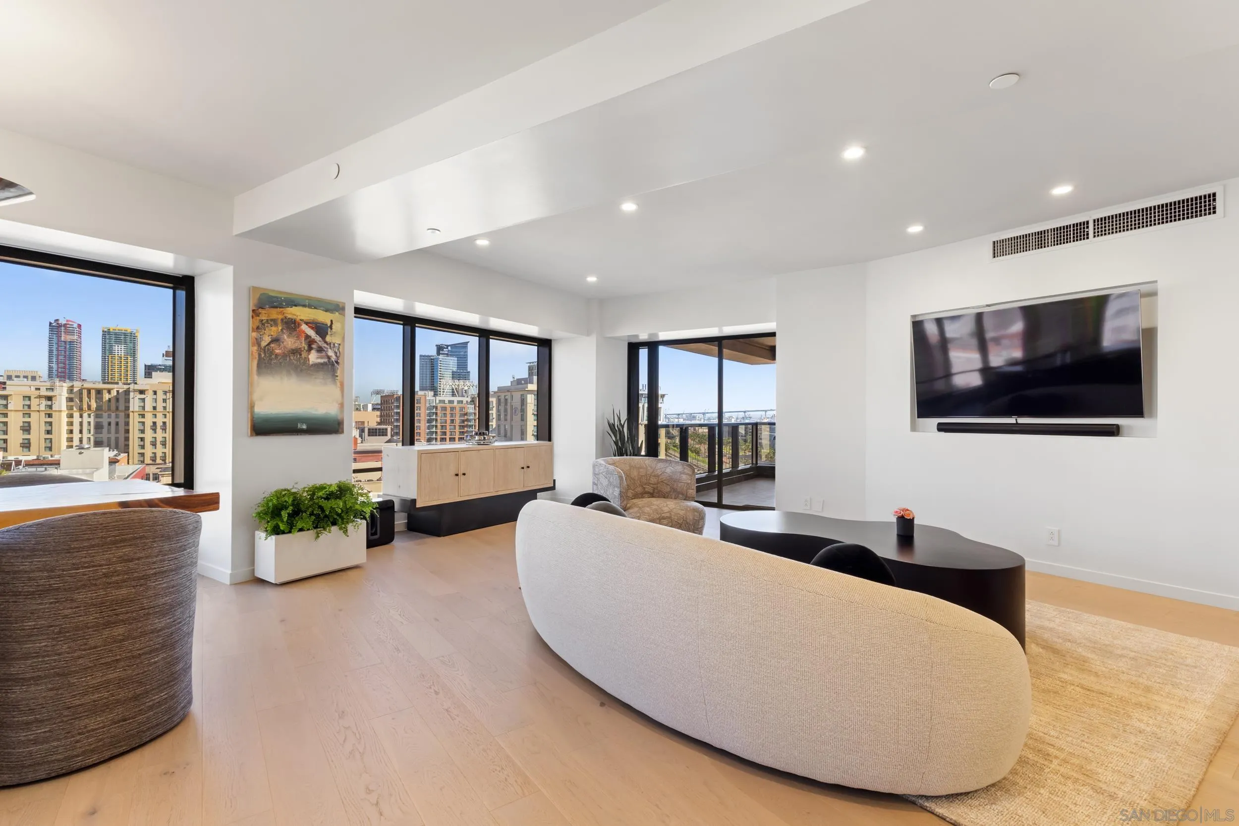 Photo #9: 260003230 Listing: Photo #9