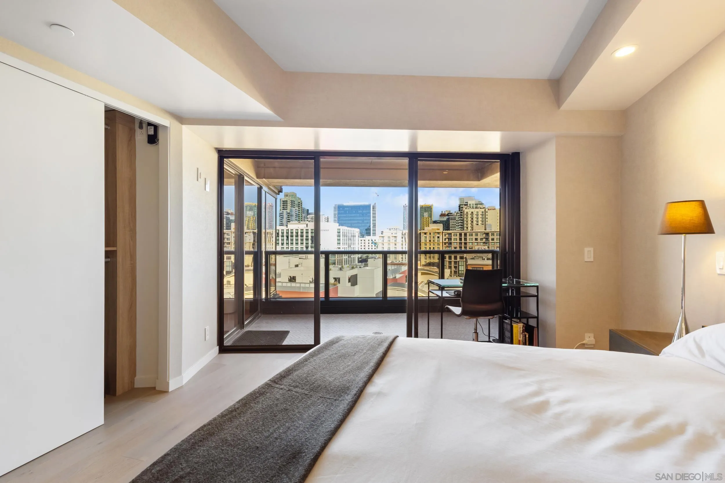 https://cdn.realtyfeed.com/cdn/127/260003230/995cb501ba19aa5b6664002103866ea3.webp