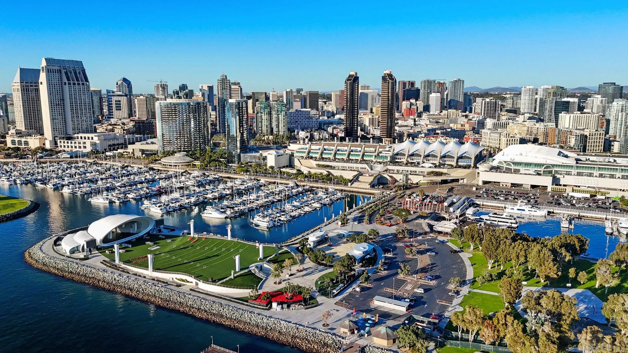 https://cdn.realtyfeed.com/cdn/127/260003230/a3b7b465fdfa1f5cbf3680f7bd2dbaff.webp
