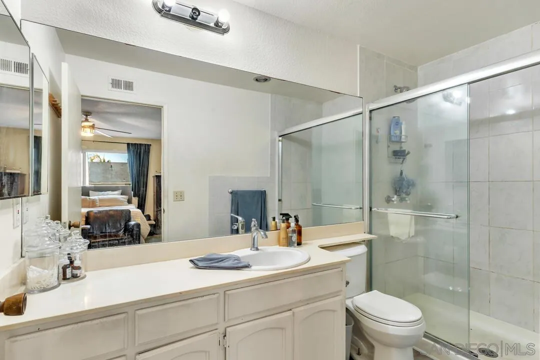 Photo #17: 260003231 Listing: Photo #17