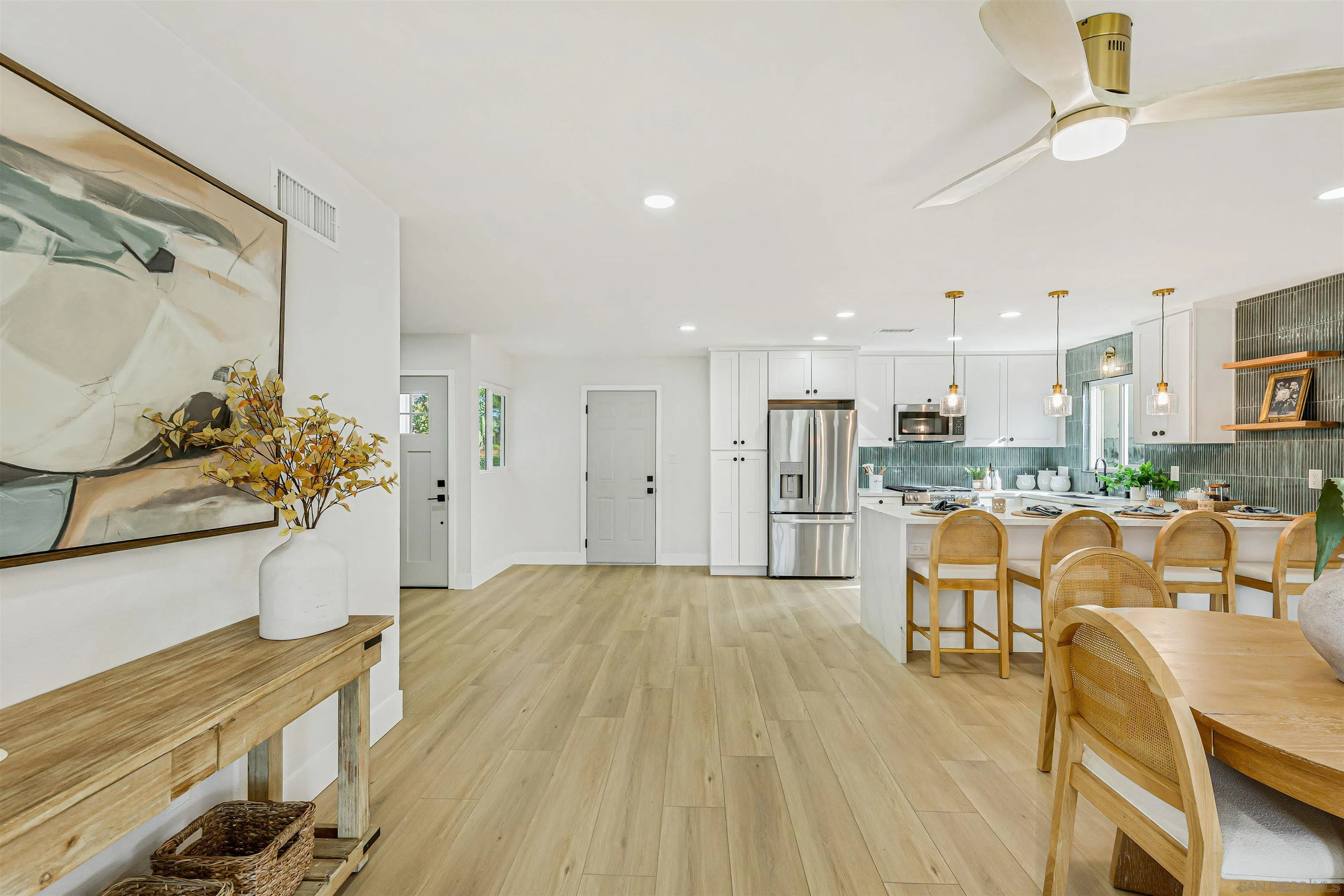 https://cdn.realtyfeed.com/cdn/127/260003235/54ef9dac12b2a1cb995a3a9975e1cba0.webp