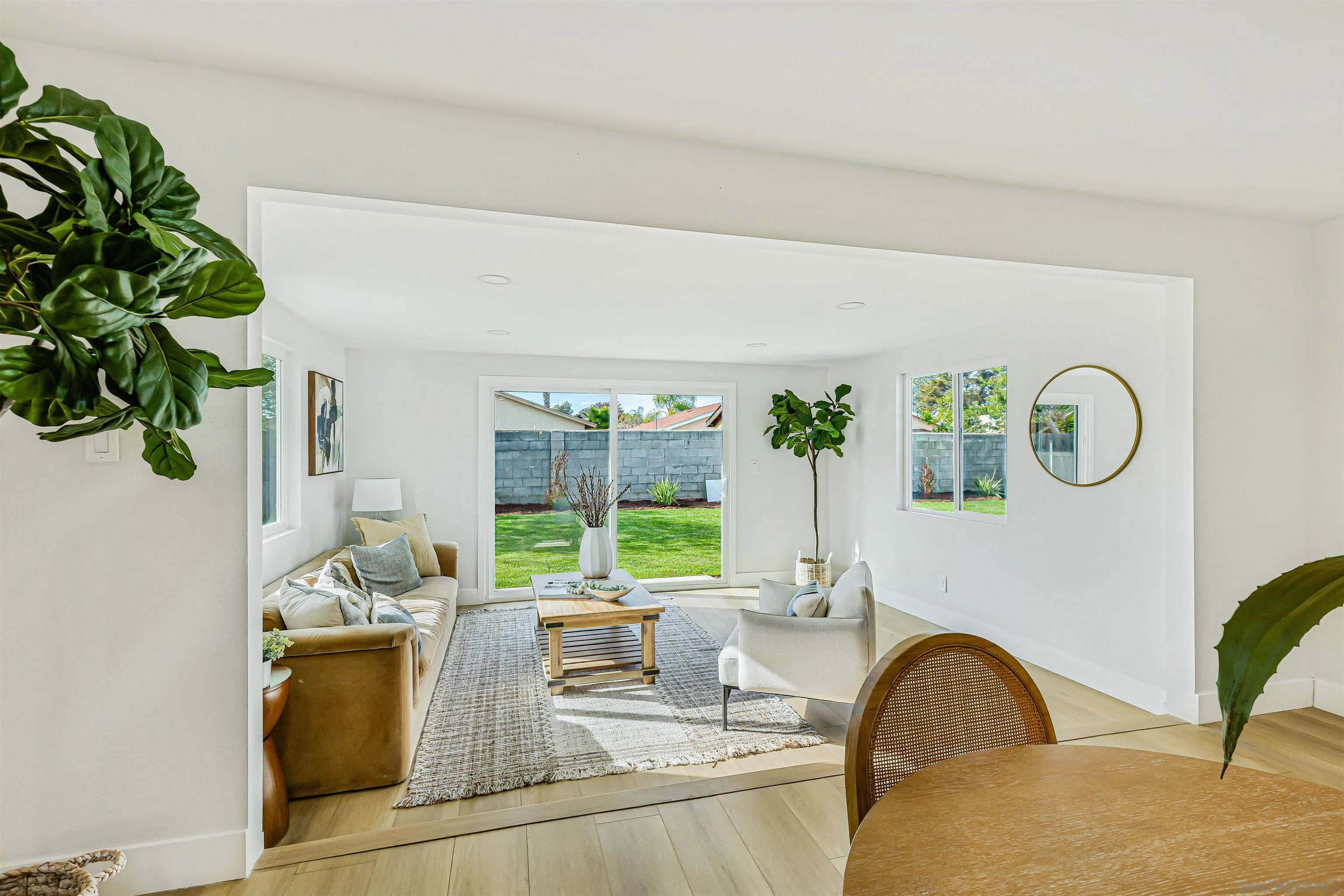 https://cdn.realtyfeed.com/cdn/127/260003235/d0a57c63b7d2406674afae70325e0dac.webp