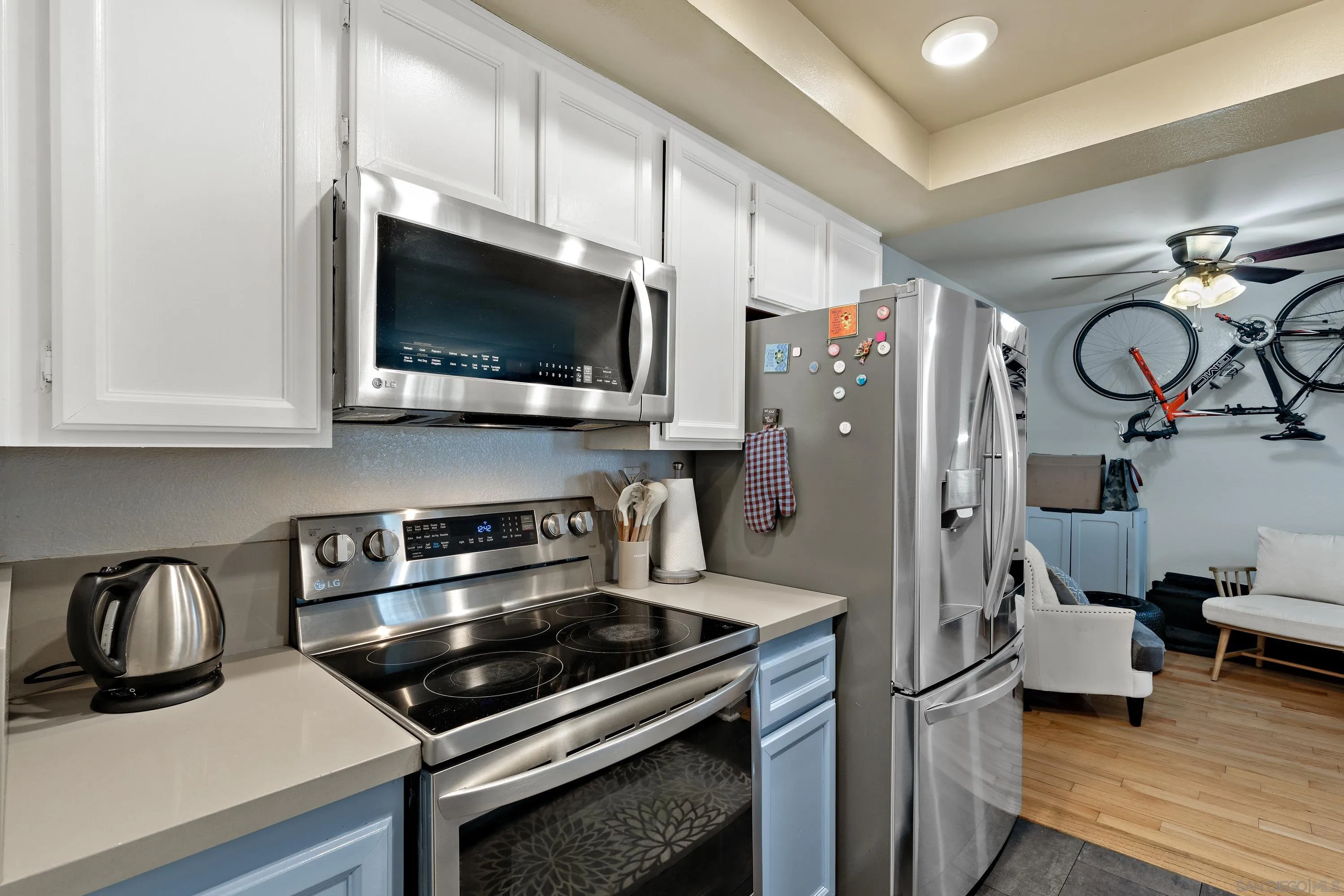 https://cdn.realtyfeed.com/cdn/127/260003240/436db16d0d12c15020f2cd64d4611b00.webp