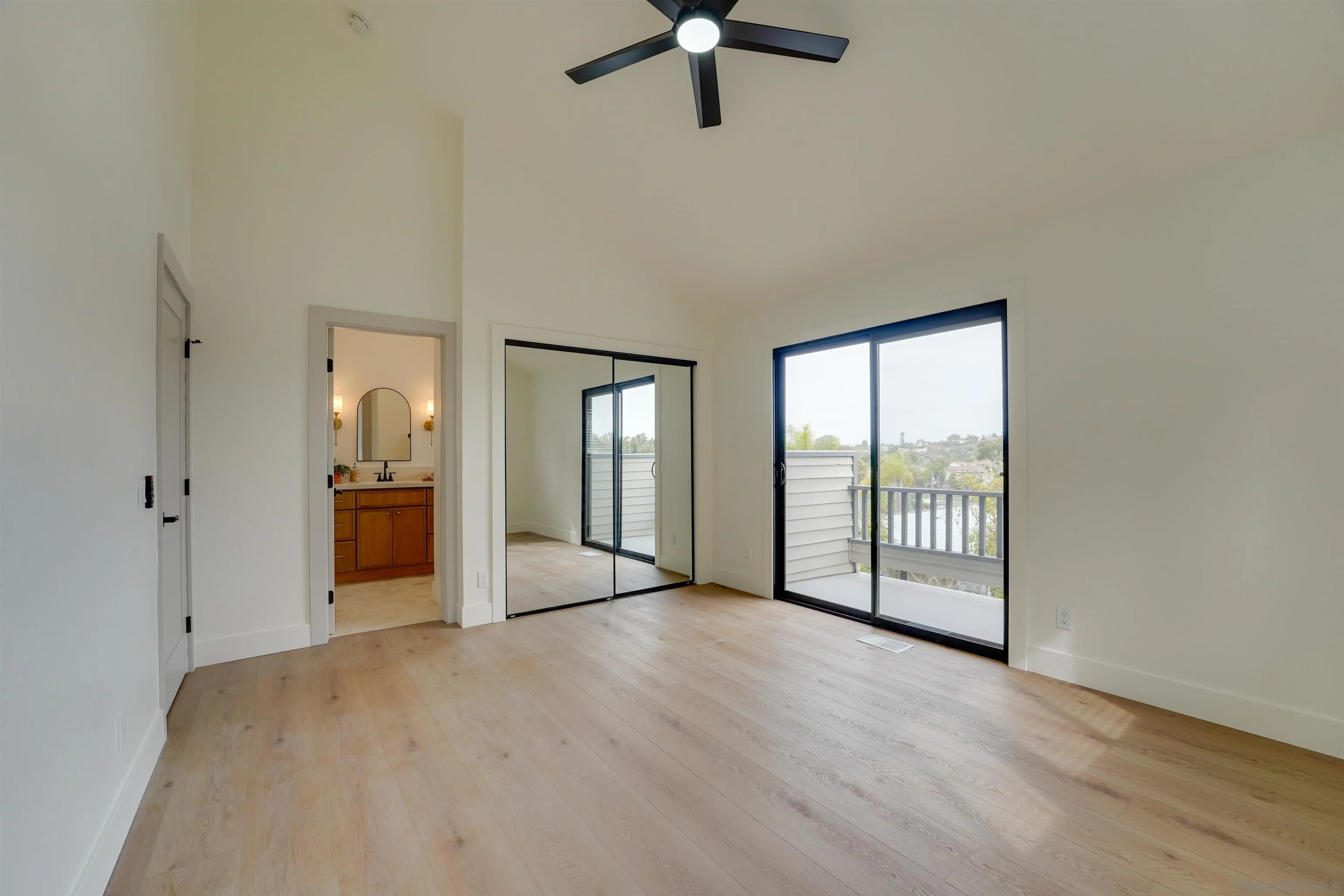 https://cdn.realtyfeed.com/cdn/127/260003242/a5fd3fe84e75b0a1c82c0d54b972f4a4.webp