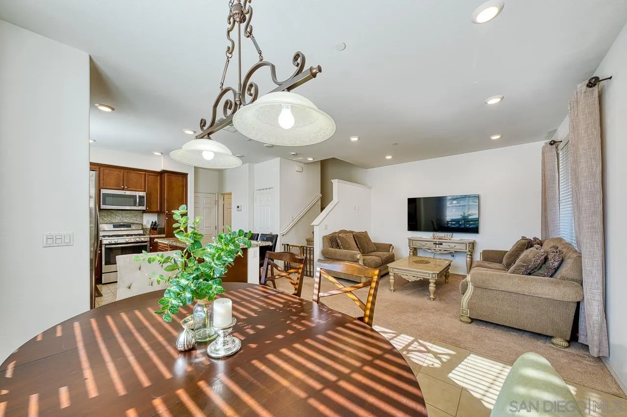 Photo #4: 260003244 Listing: Photo #4