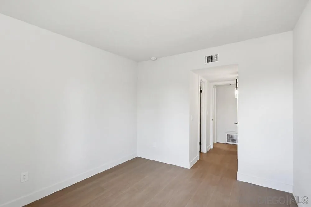 Photo #22: 260003247 Listing: Photo #22