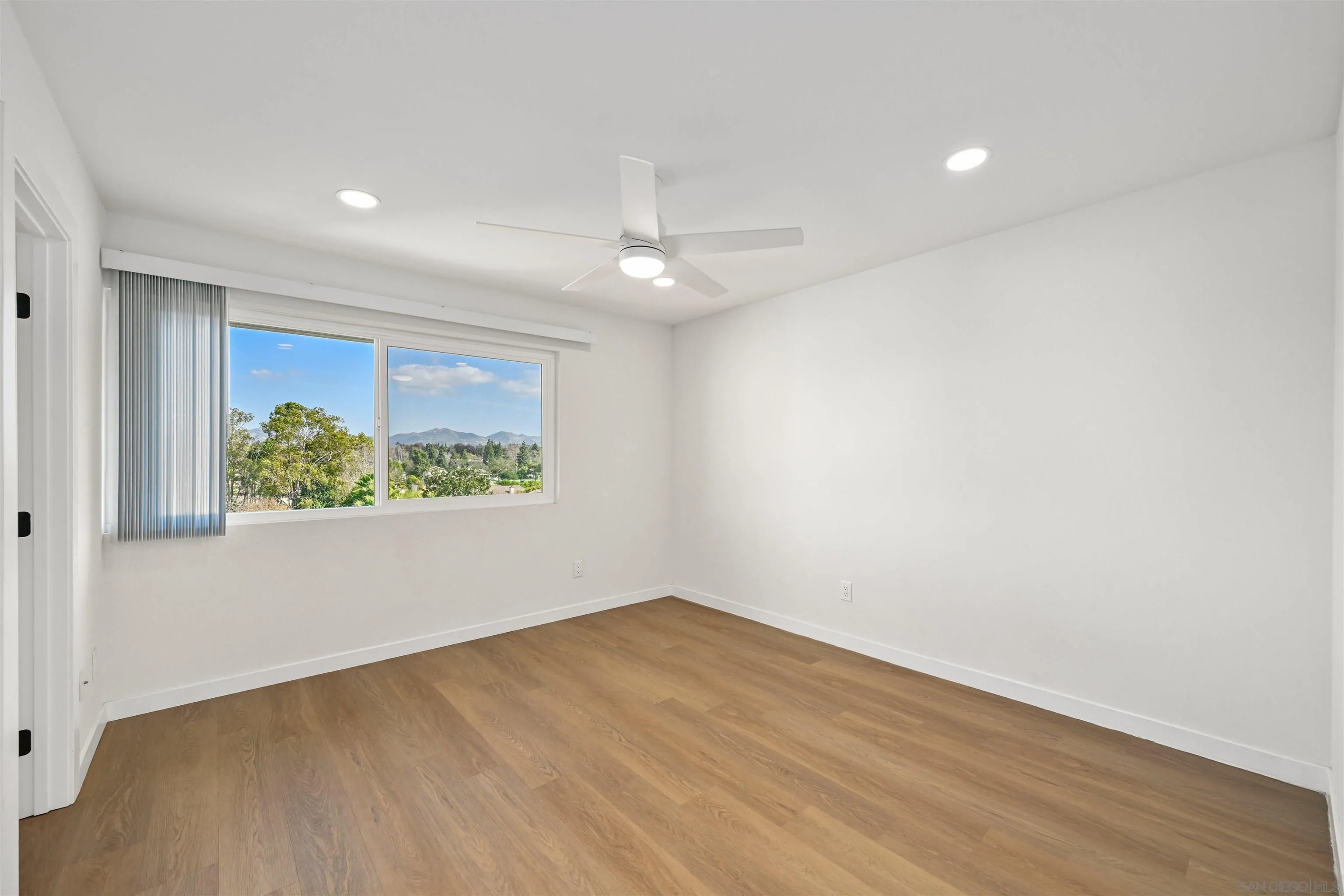 Photo #18: 260003249 Listing: Photo #18