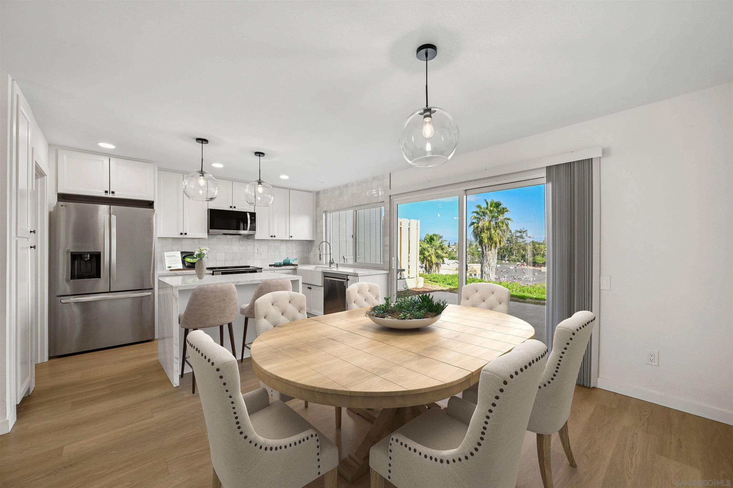 https://cdn.realtyfeed.com/cdn/127/260003249/b551cf8c51bfed0b35b23ef3fc23939e.webp