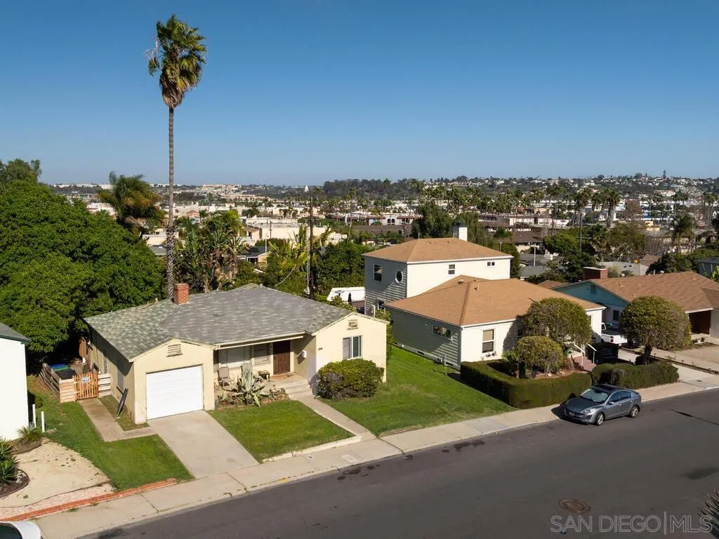 https://cdn.realtyfeed.com/cdn/127/260003250/7713900792a8b590d016ab507a90de41.webp