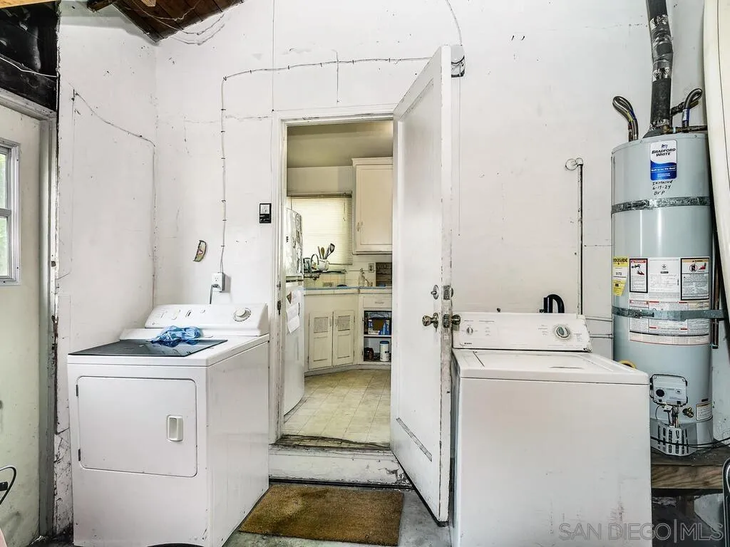 https://cdn.realtyfeed.com/cdn/127/260003250/d964dded47a533275dfd61d4988ff884.webp