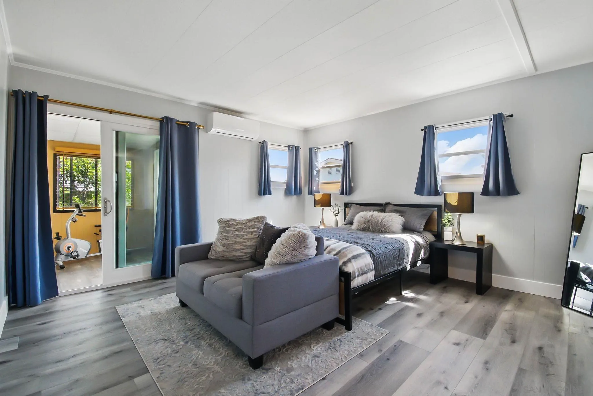 https://cdn.realtyfeed.com/cdn/127/260003252/1a3c5ad9c4364df7ad64bd6786c036bc.webp