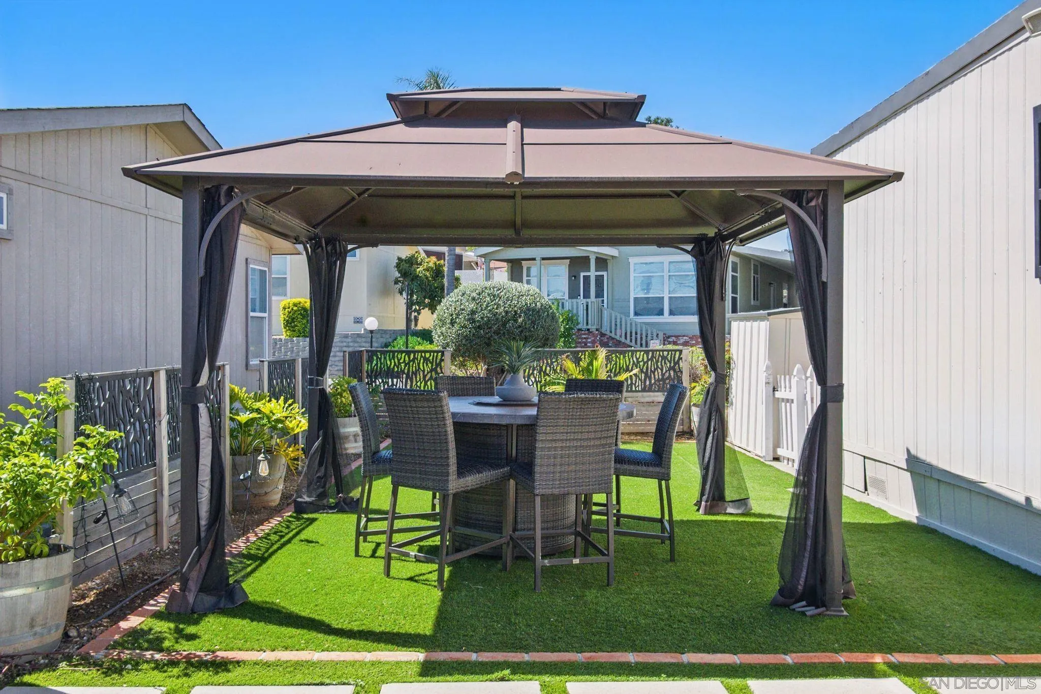https://cdn.realtyfeed.com/cdn/127/260003252/5042fbe47d7f063ff7a09dd0c9798072.webp