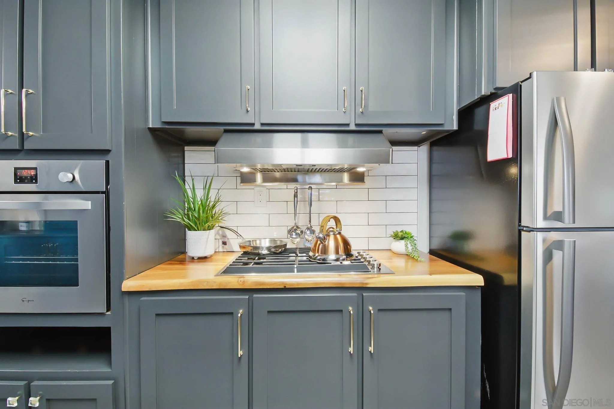 https://cdn.realtyfeed.com/cdn/127/260003252/558758a25691e8c1208c3ab4a396c6a8.webp