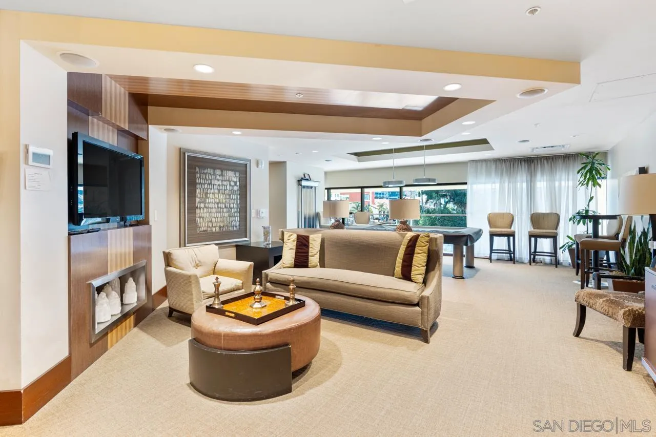 https://cdn.realtyfeed.com/cdn/127/260003254/0d826a20305a4dd697a83b9d18c4ed14.webp