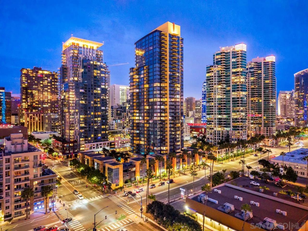 https://cdn.realtyfeed.com/cdn/127/260003254/952c6de69d9ba1066ab7cc0ac498e3fd.webp