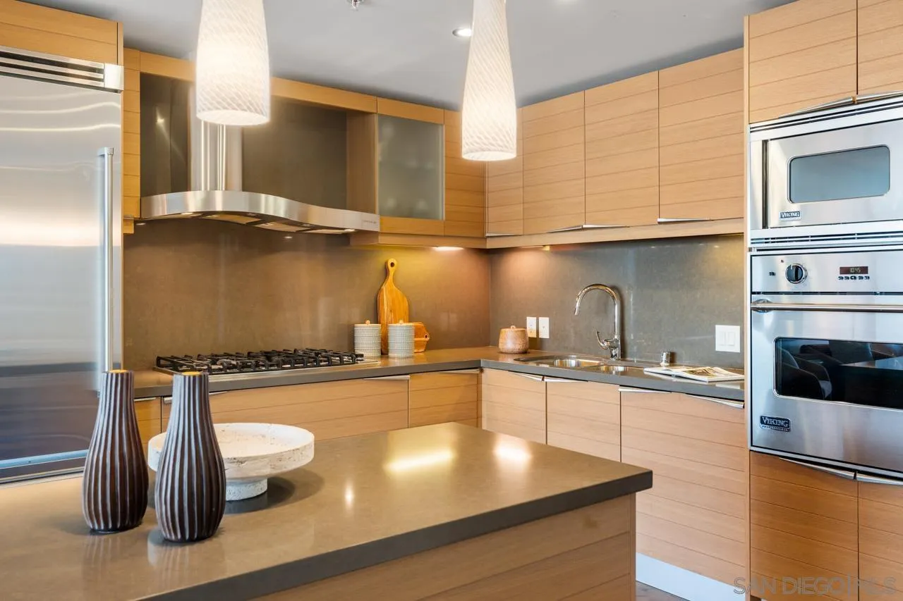 https://cdn.realtyfeed.com/cdn/127/260003254/ee2d86aeda42a37668b1424d7d7c5ecb.webp