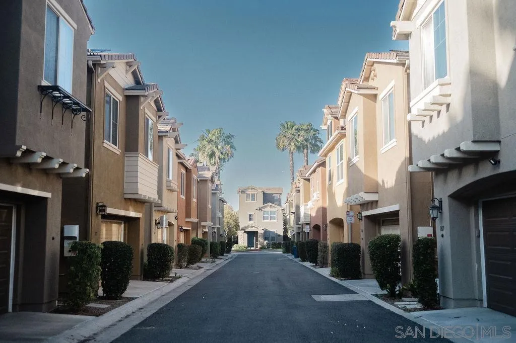 https://cdn.realtyfeed.com/cdn/127/260003255/9acbec49c1aba05ef852ef9101d71d5c.webp