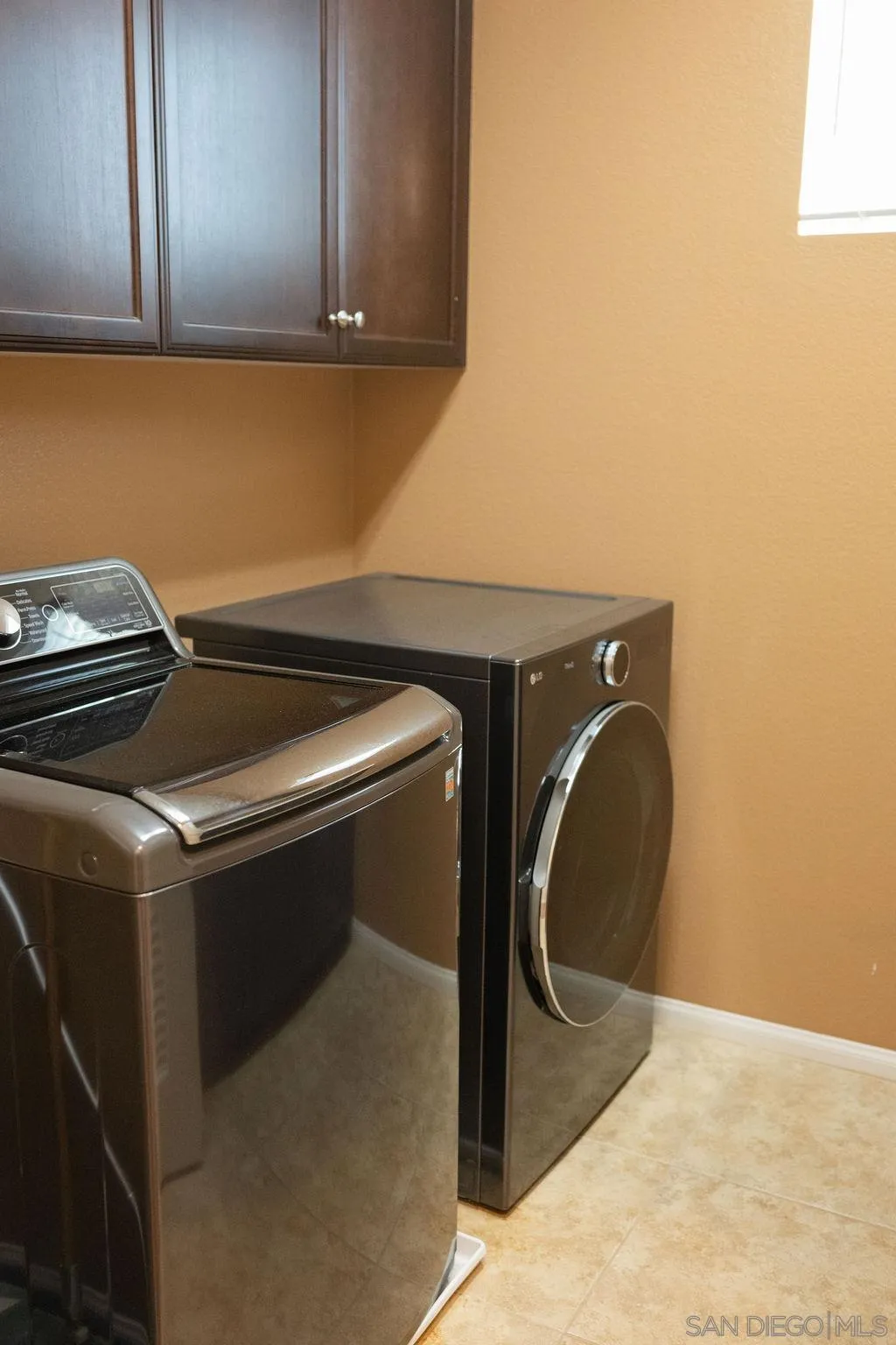 https://cdn.realtyfeed.com/cdn/127/260003255/eb0414a47d5ec2e09c5dac79687e9534.webp