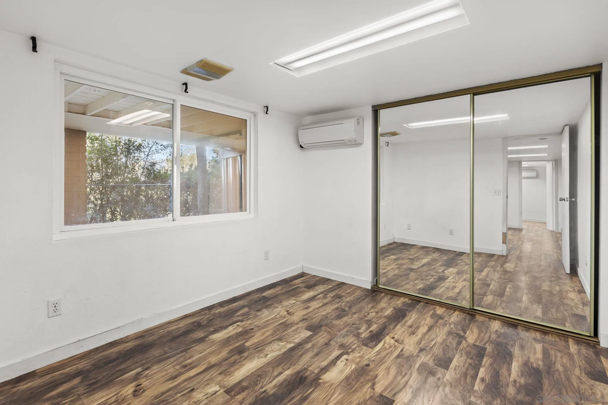 https://cdn.realtyfeed.com/cdn/127/260003259/257591158001424497cbe73e00d311a6.webp