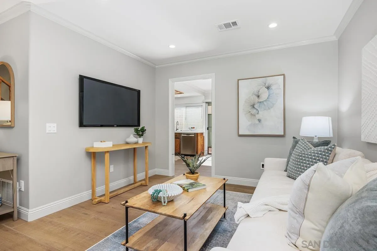 Photo #8: 260003267 Listing: Photo #8