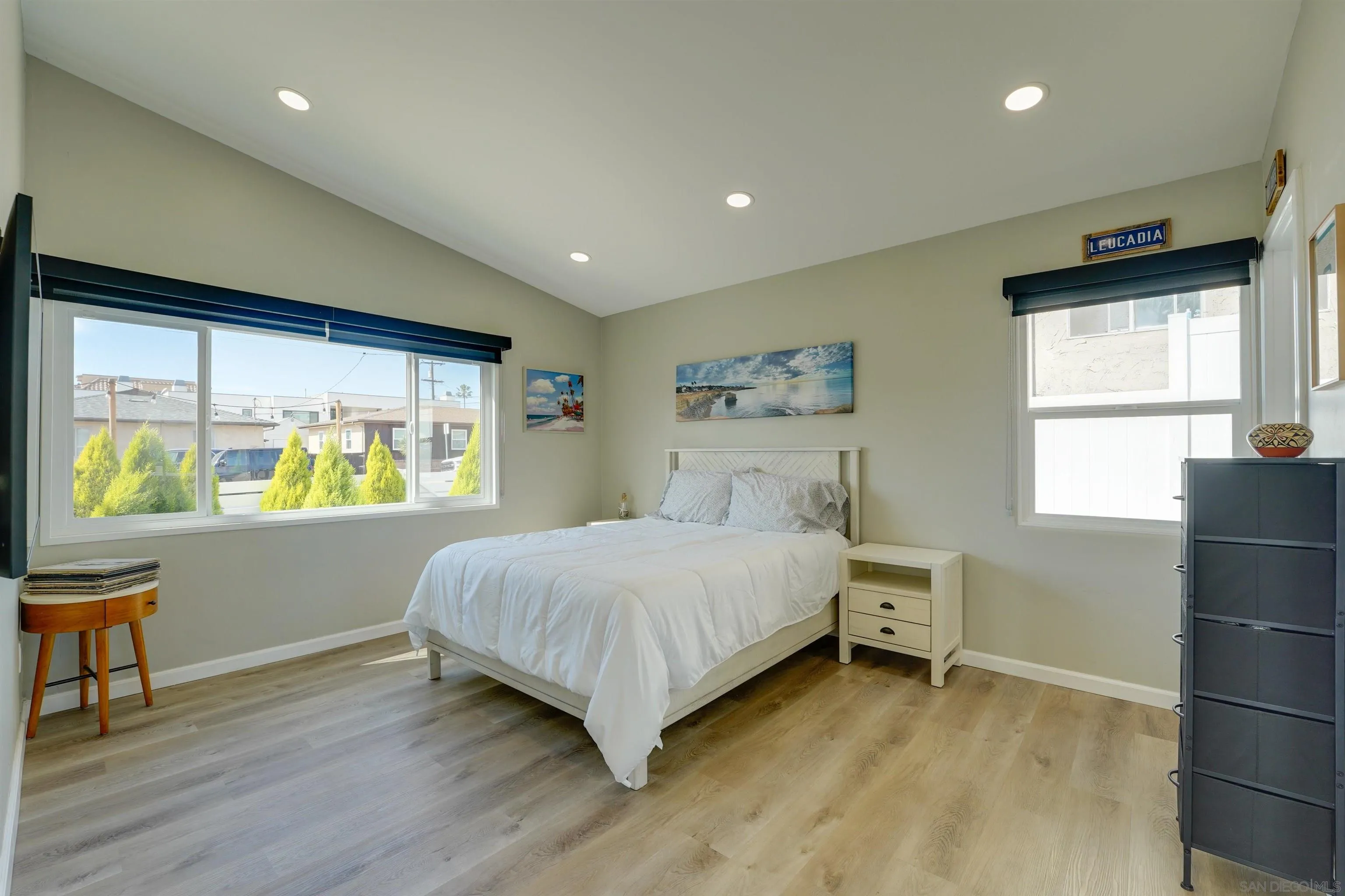 https://cdn.realtyfeed.com/cdn/127/260003272/7e9139ae99bcca7c0b046d2b36a9a3bd.webp