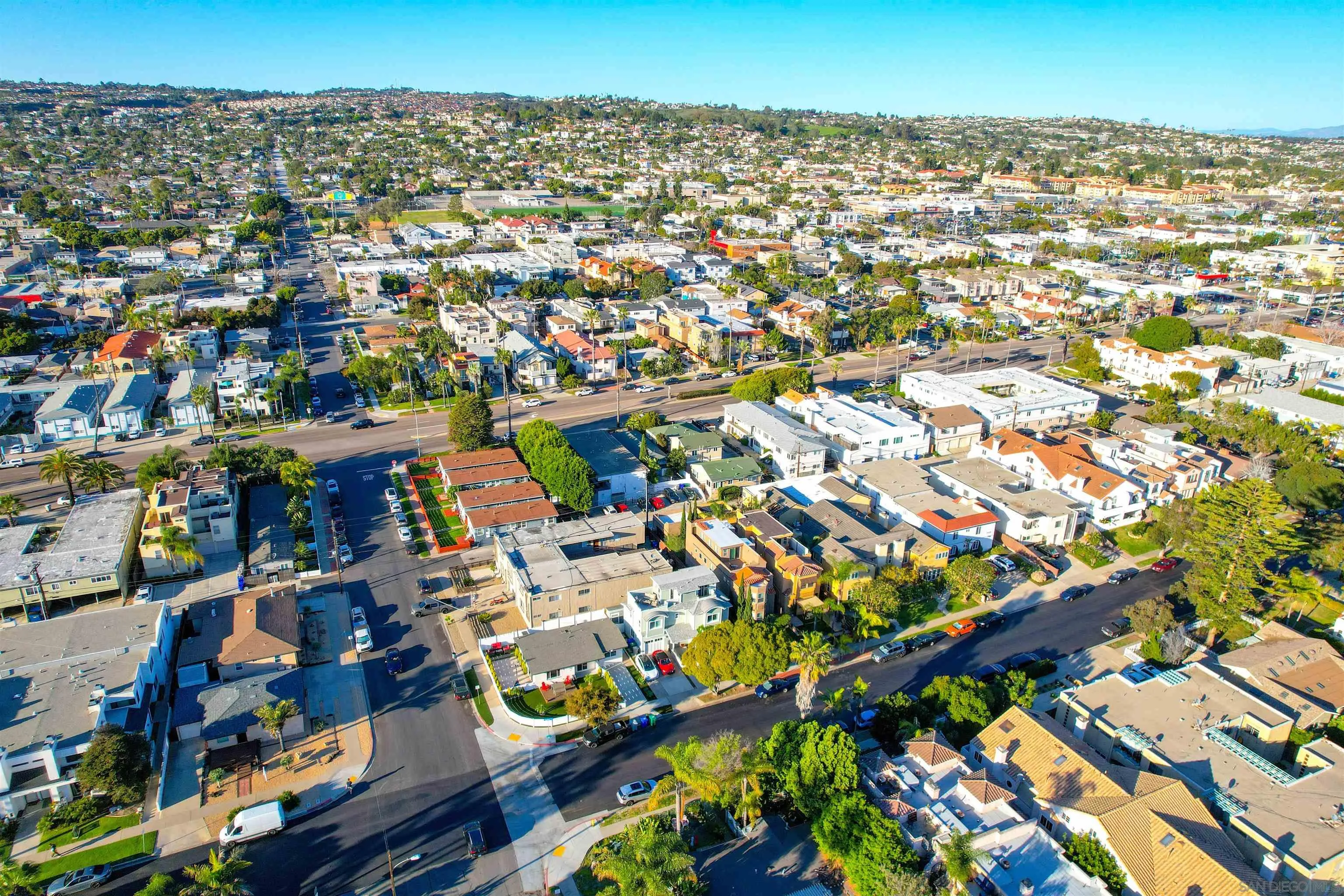 https://cdn.realtyfeed.com/cdn/127/260003272/800406b816eb1344e7d9b6cc0008703c.webp
