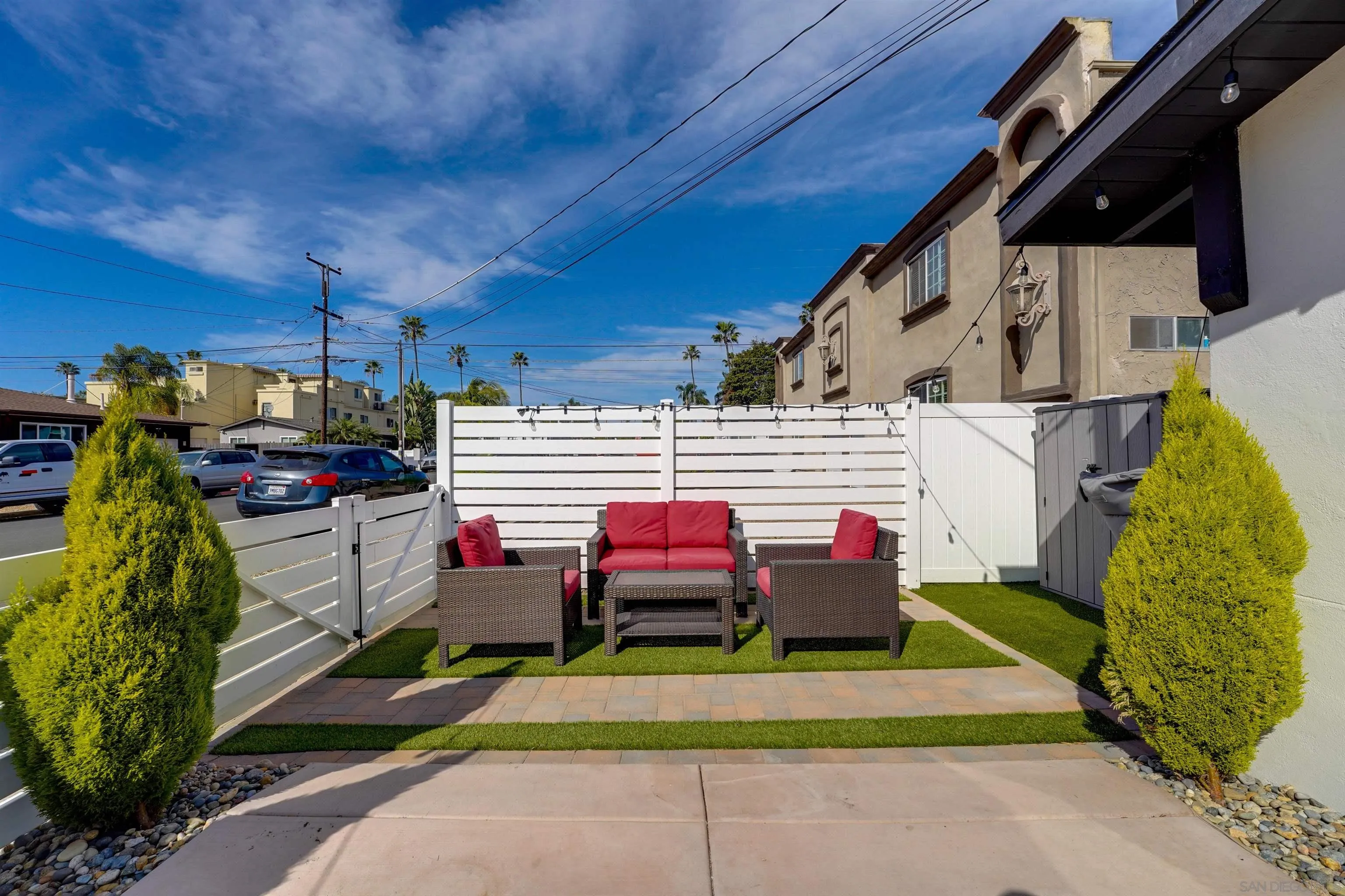 https://cdn.realtyfeed.com/cdn/127/260003272/a65b39d5fd405527a98a070b94b95e9b.webp