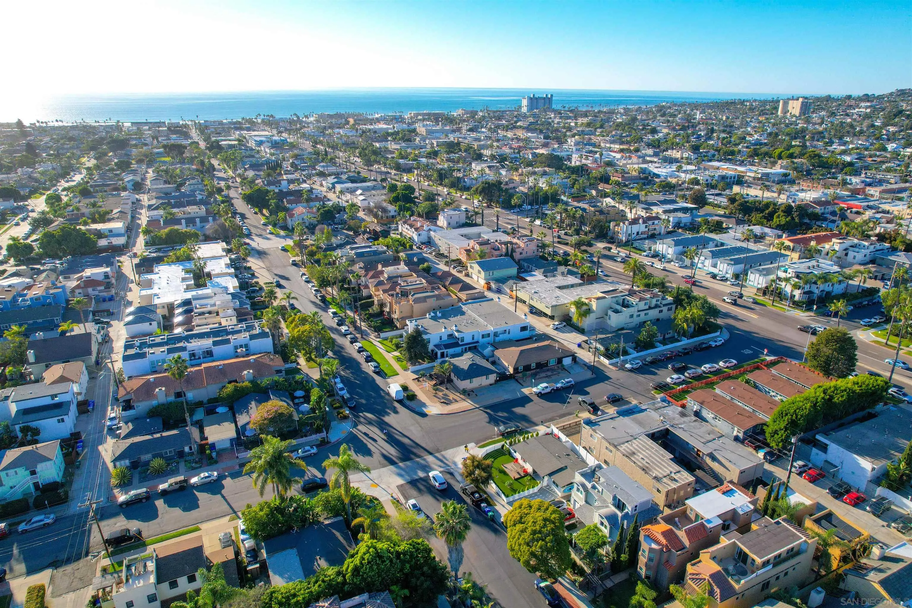 https://cdn.realtyfeed.com/cdn/127/260003272/f1db770ef6f841524b391f97525ab2a8.webp