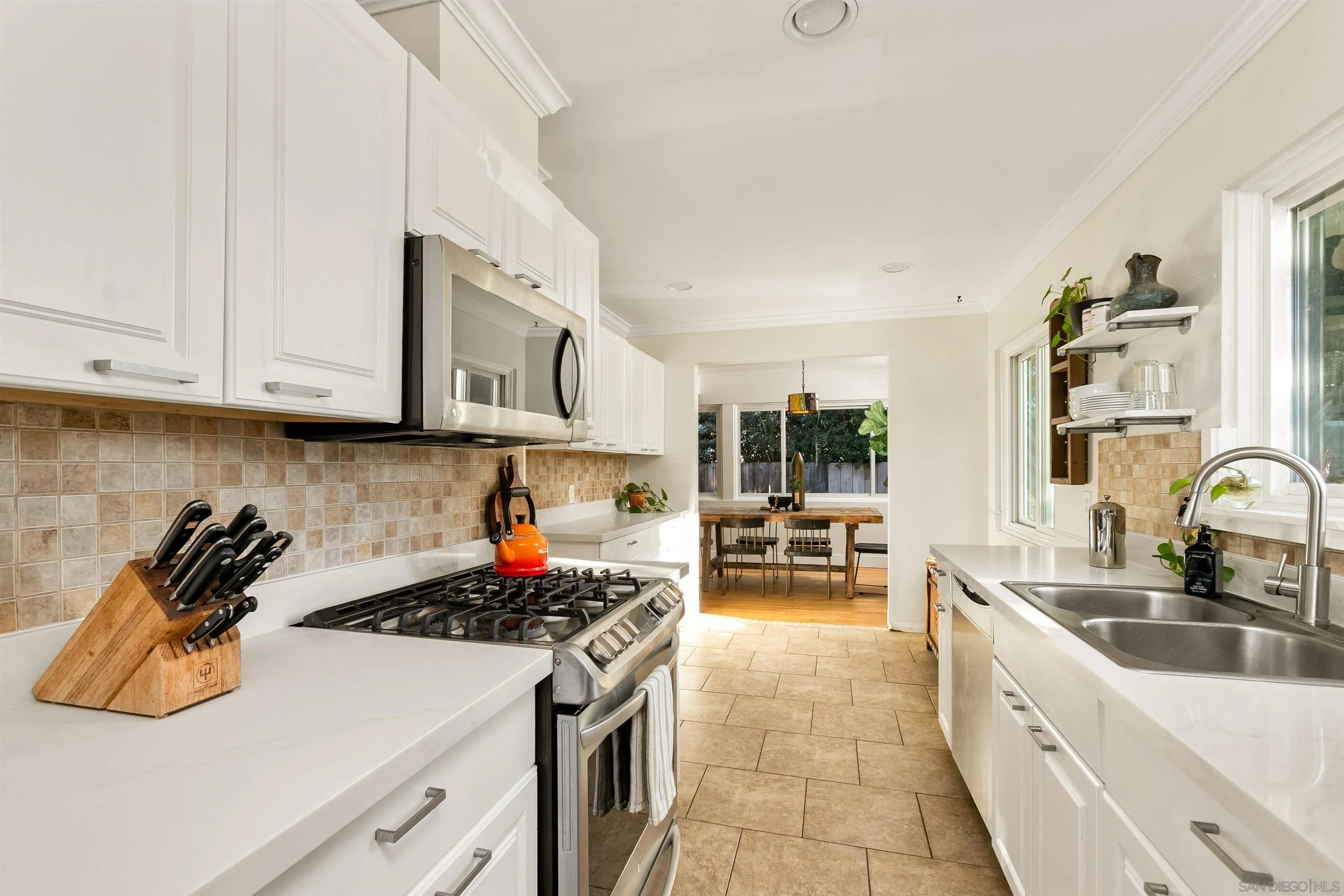 https://cdn.realtyfeed.com/cdn/127/260003275/60403c4025bd52b0b99c89e82cfaa5db.webp