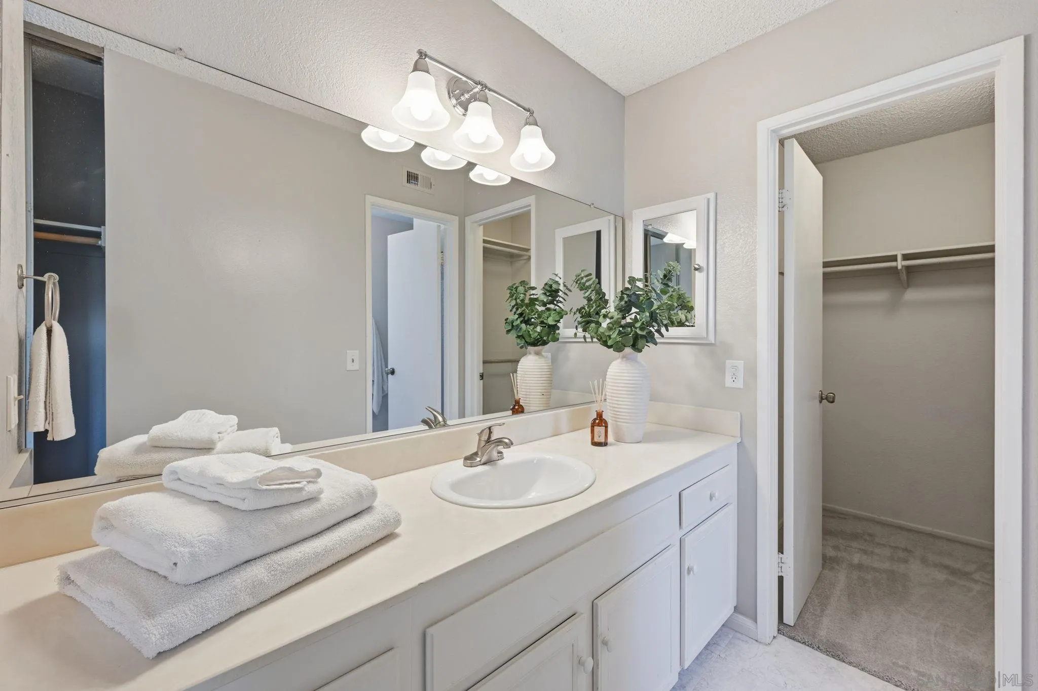 Photo #19: 260003282 Listing: Photo #19