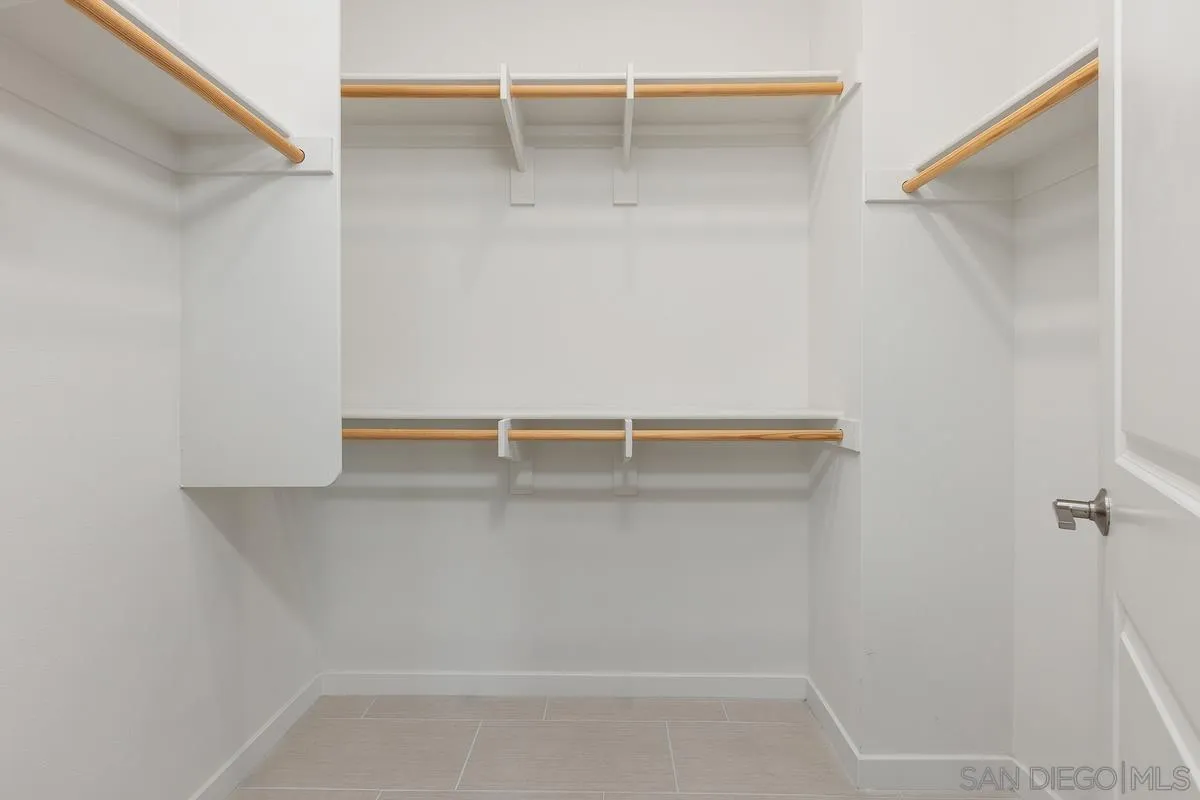 https://cdn.realtyfeed.com/cdn/127/260003284/5a189058abc59f698fedc3bf98d7d7d6.webp