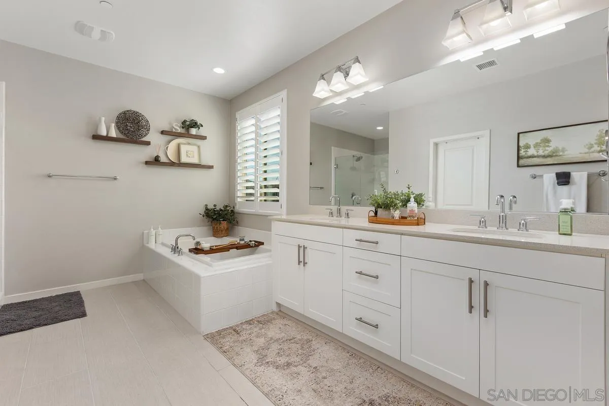 https://cdn.realtyfeed.com/cdn/127/260003284/a6a3745b65996c23b6d313fc6e5b86a2.webp