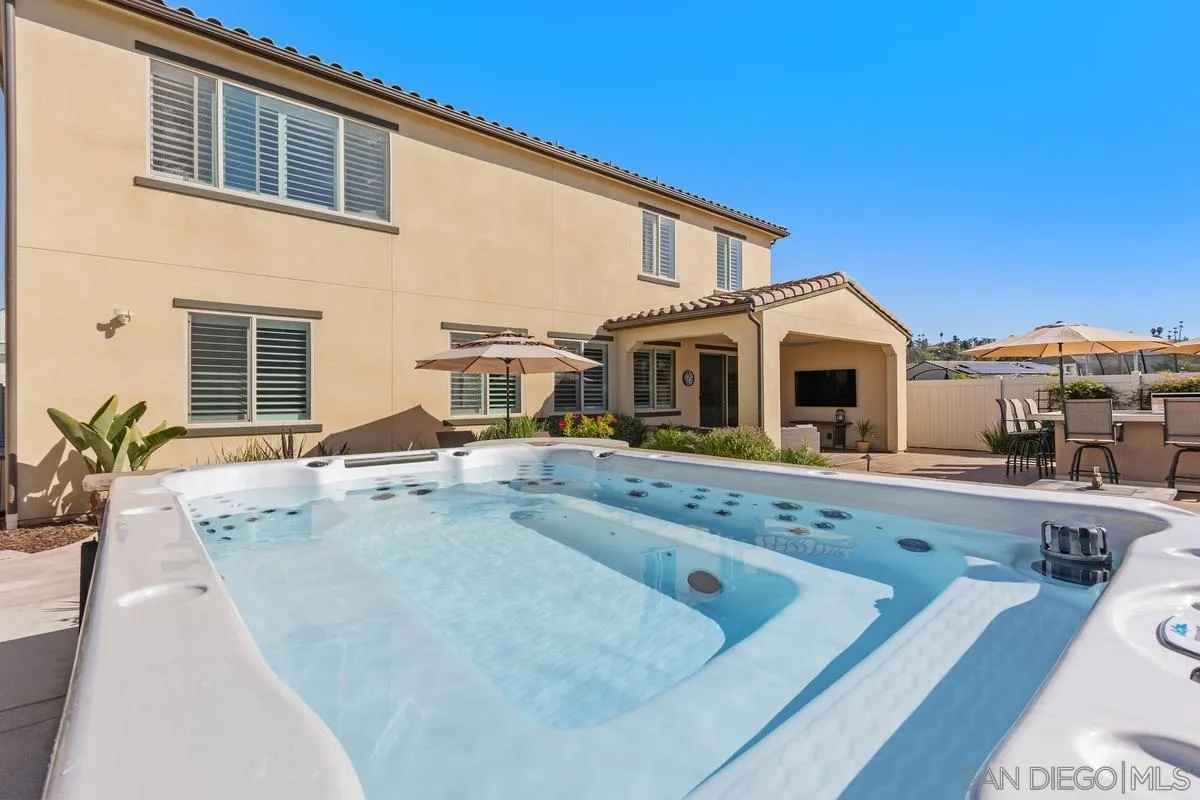 https://cdn.realtyfeed.com/cdn/127/260003284/c245b695bdb453711d8d0e44f3604345.webp