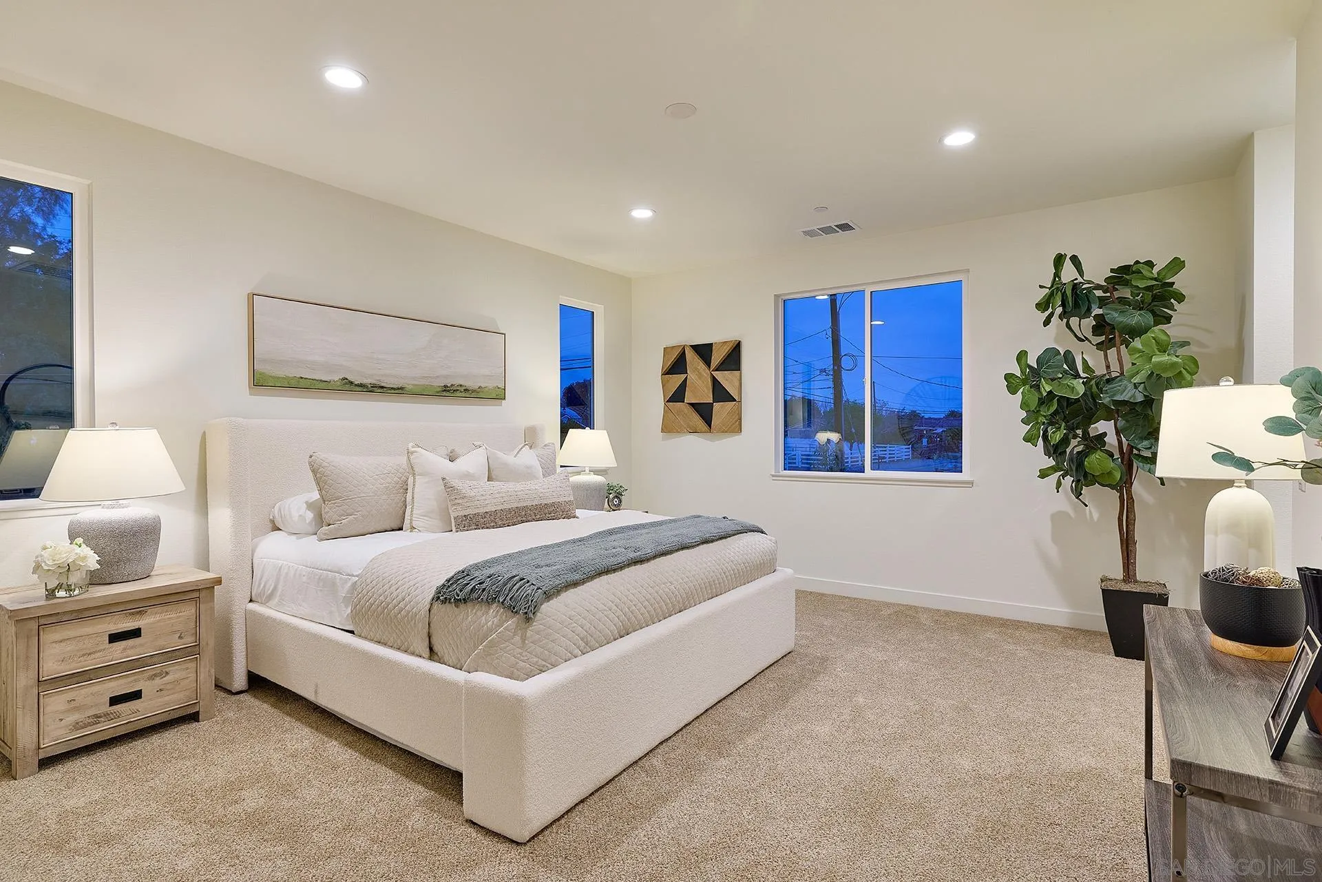 https://cdn.realtyfeed.com/cdn/127/260003285/41d55e780847944d88dca4d358182fd1.webp