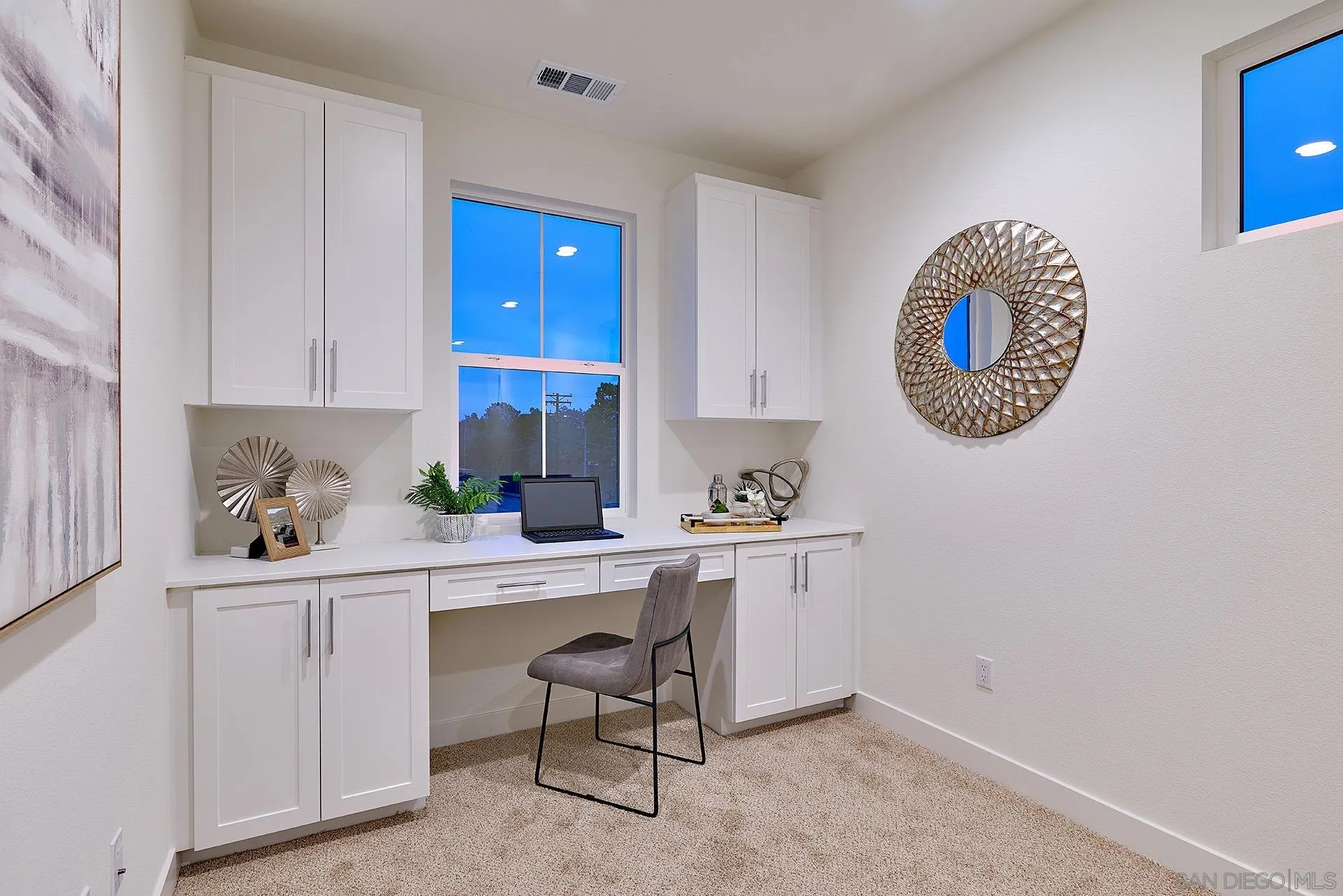 https://cdn.realtyfeed.com/cdn/127/260003285/f18019786f025c3f3175ae1de4eba139.webp