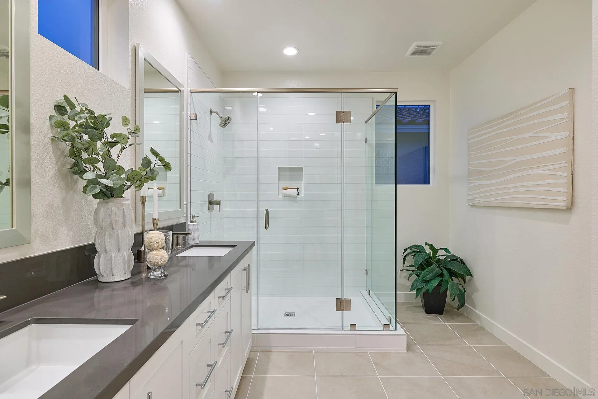 https://cdn.realtyfeed.com/cdn/127/260003285/ff33bb2443a802725256acc7a4171ee2.webp
